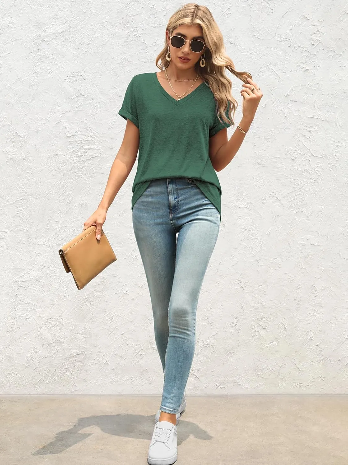 ATHMILE T Shirts Short Sleeve V Neck Tees for Women Fashion Tops Trendy Lightweight Casual Summer Outfits Clothes 2025 Beach