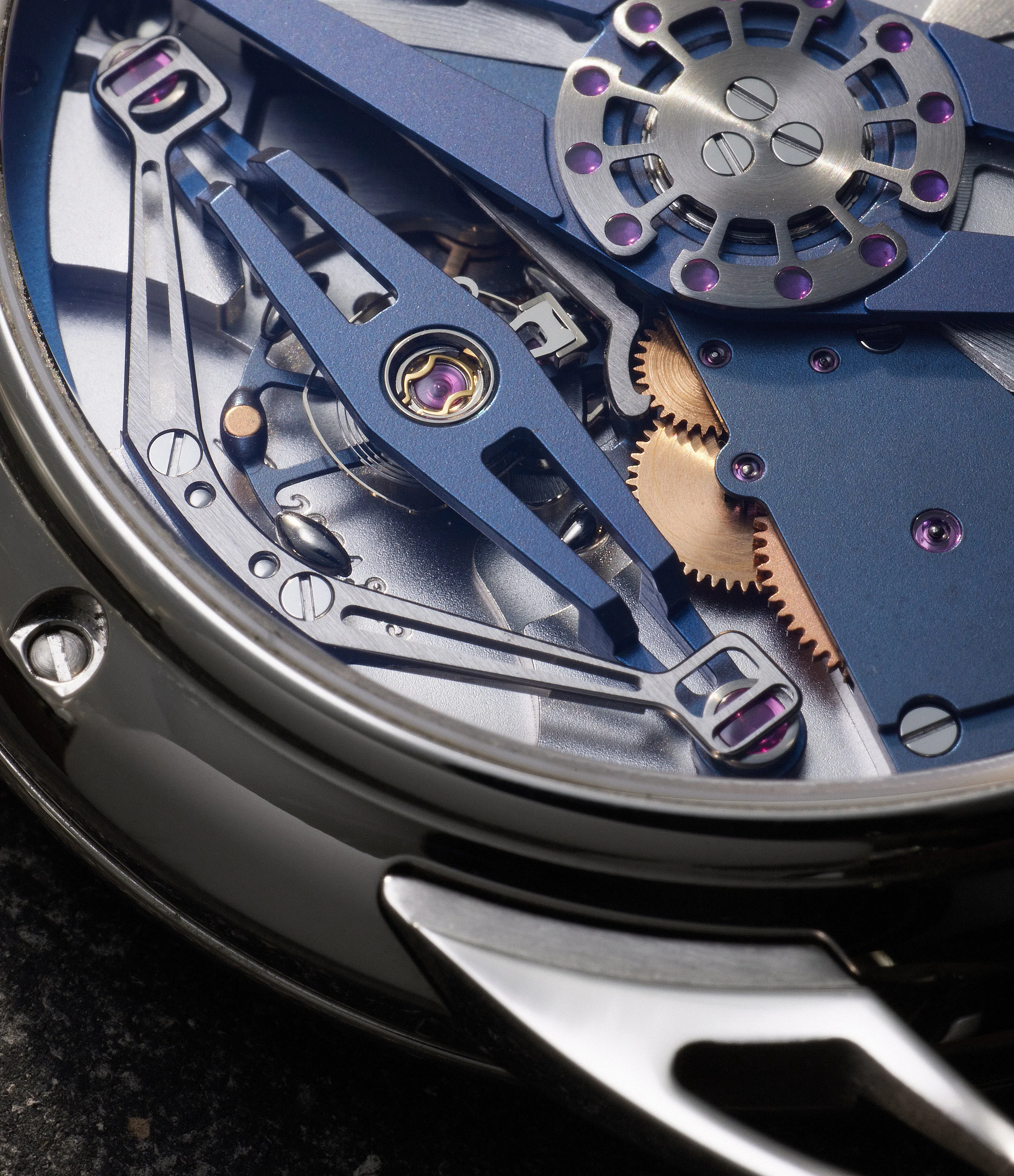 DB25 | 40mm | White Gold