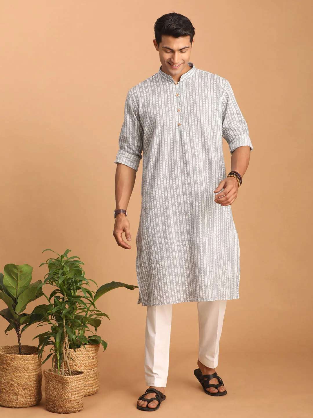 Jashvi Men's Grey And White Batik Printed Kurta with White Pant Set
