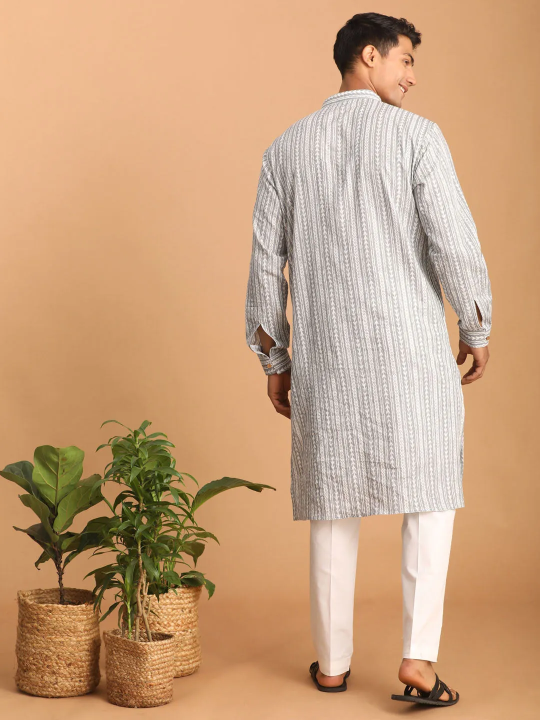 Jashvi Men's Grey And White Batik Printed Kurta with White Pant Set
